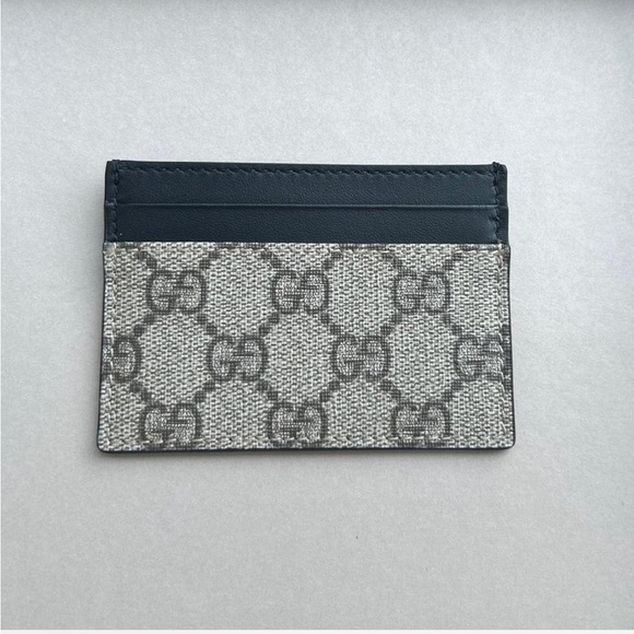 Brand New Gucci GG Supreme Monogram Card Holder - Picture 2 of 2